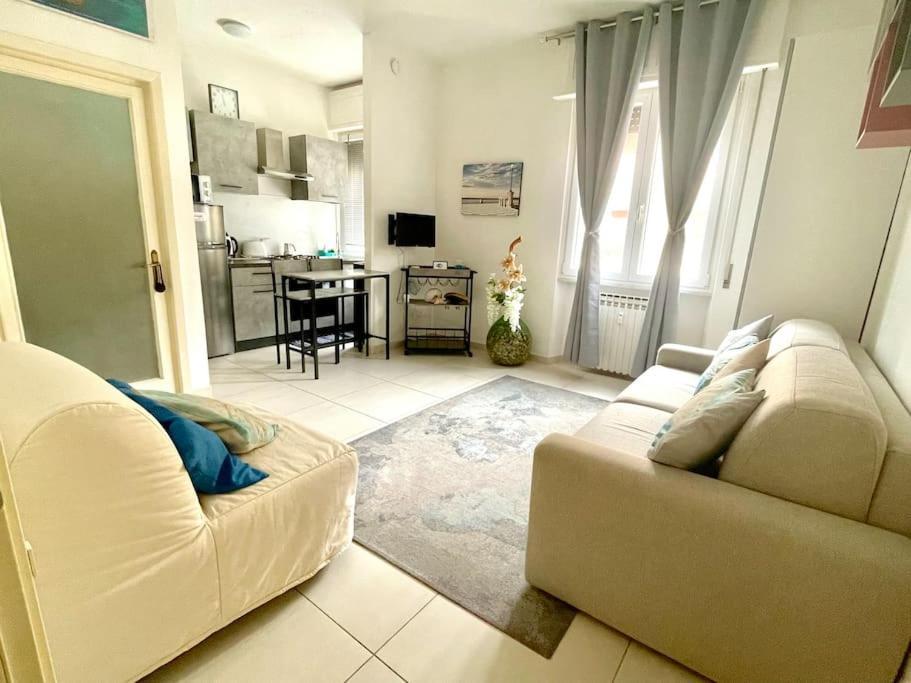 La Venezia'S Studio Flat Ліворно Екстер'єр фото